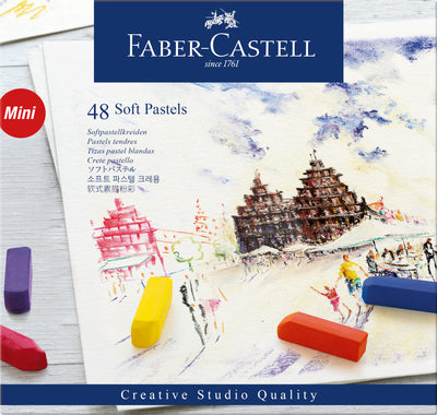 Set extins de 48 de culori din gama de pasteluri soft Mini de la Faber-Castell, cu lungime redusă la jumătate din standard, ideale pentru desen neted și tehnici de estompare pentru începători.