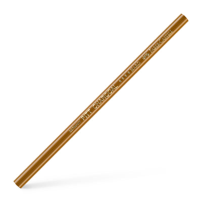Creion profesional din cărbune presat Faber-Castell din seria Pitt Monochrome, grad de duritate Hard, realizat din cărbune, funingine și argilă pentru un negru extrem de intens