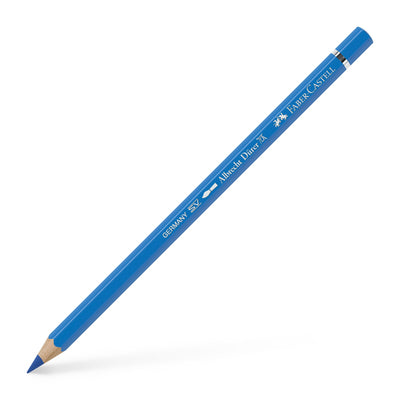 Creion colorat acuarelabil profesional Albrecht Dürer Faber-Castell în nuanța Albastru Închis 110, cu mină groasă de 3.8 mm și pigmenți superiori perfect solubili în apă