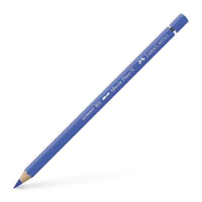 Creion colorat acuarelabil profesional Albrecht Dürer Faber-Castell în nuanța Albastru Ultramarin 120, cu mină groasă de 3.8 mm și pigmenți superiori perfect solubili în apă