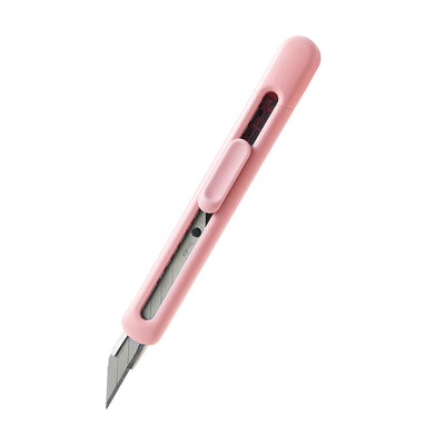 Cutter mic roz din plastic reciclat Longreen Deli cu lama din otel si unghi de taiere de 30 grade