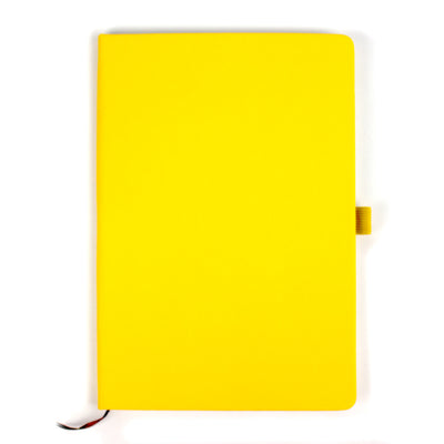 Agenda A5, 80 file, cu coperti rigide si elastic, buzunar interior si suport pix - galben
