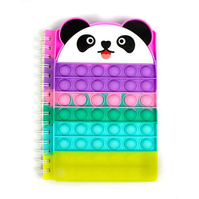 Caiet A5 dictando antistres cu spiră, 80 file, hârtie 90g și copertă din silicon Pop It model urs panda pentru școală.