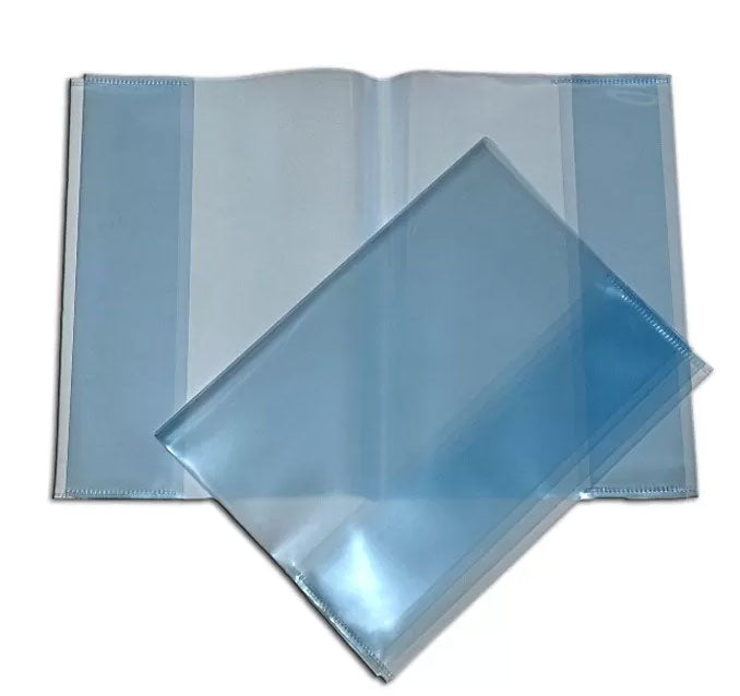 Copertă transparentă din plastic pentru caiet A5 cu dimensiunea de 310x220 mm