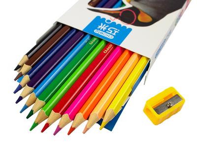 Set de 12 creioane colorate triunghiulare mari model No. 6002T-12, confecționate din lemn de tei american, cu mină de 3 mm și ascuțitoare inclusă în cutie de carton