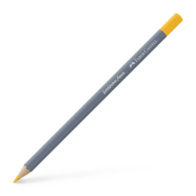 Creion colorat acuarelabil Goldfaber Faber-Castell în nuanța bogată Galben Cadmiu Închis 108, cu mină de 3.3 mm, perfect pentru tehnici mixte de desen și acuarelă.