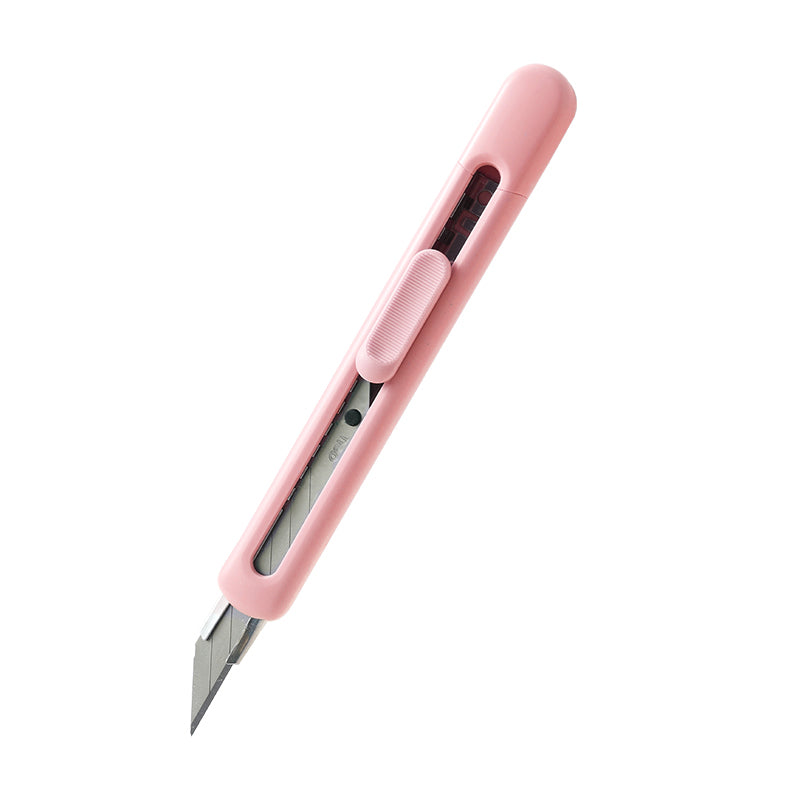Cutter mic roz din plastic reciclat Longreen Deli cu lama din otel si unghi de taiere de 30 grade