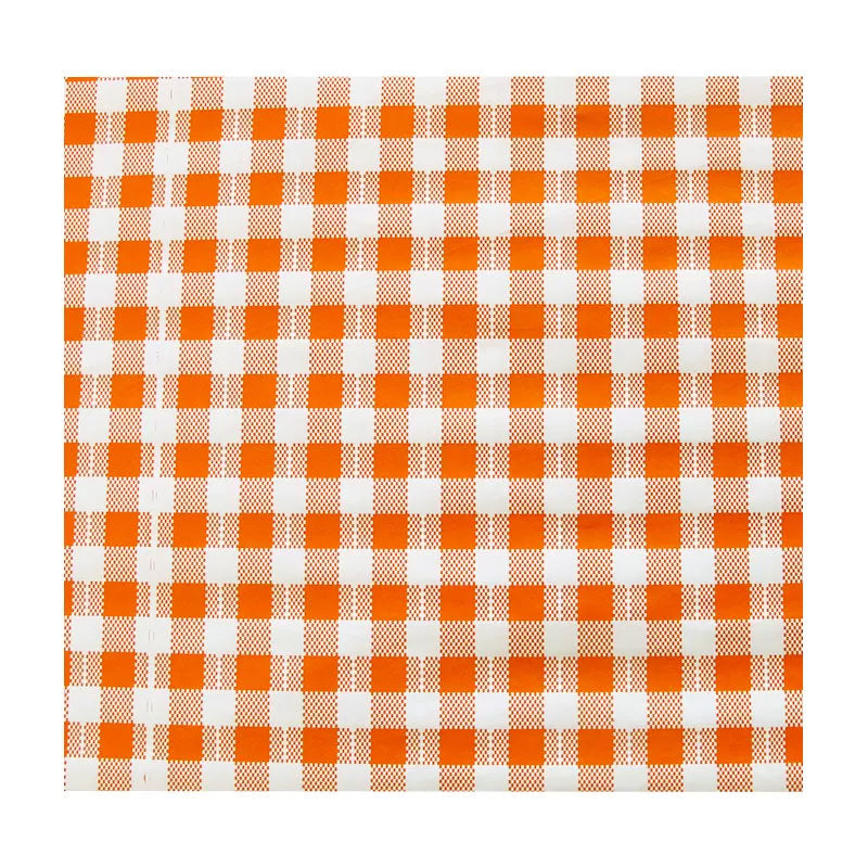 Față de masă din hârtie cerată cu polietilenă și carouri portocalii, dimensiune 88x100 cm, ideală pentru restaurante și uz casnic