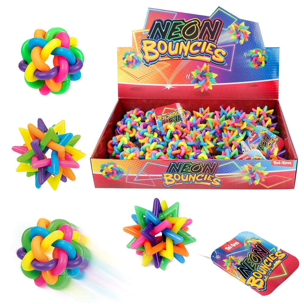 Minge saltareata impletita, Toi-Toys