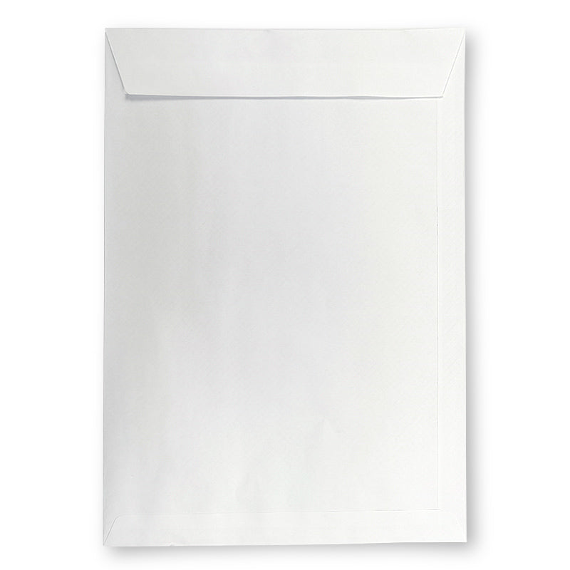 Plic alb format C4, dimensiune 229x324 mm, gramaj 90 g/mp, ideal pentru corespondență business și expedierea documentelor A4.