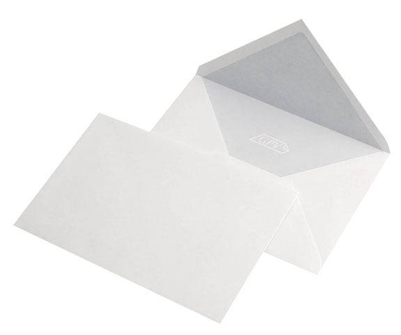 Plic alb format C6 cu clapetă în formă de V, închidere gumată, set 25 bucăți, ideal pentru invitații și corespondență elegantă.
