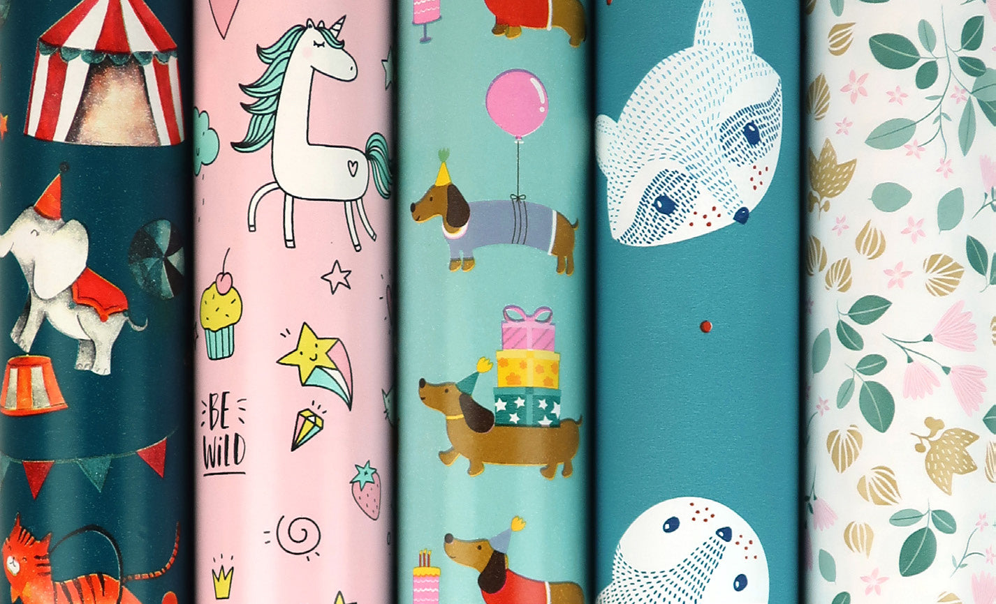 Rolă de hârtie de ambalaj Billie Rotolux 70 cm x 2 m, 80 g/m², cu design pastelat asortat, ideală pentru cadouri elegante.
