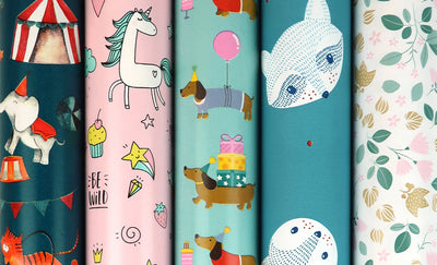 Rolă de hârtie de ambalaj Billie Rotolux 70 cm x 2 m, 80 g/m², cu design pastelat asortat, ideală pentru cadouri elegante.