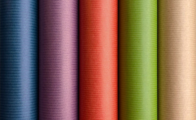 Rolă de hârtie de ambalaj kraft metalizată Colours Classic Rotolux 70 cm x 2 m, 65 g/m², 100% reciclabilă, cu modele asortate.
