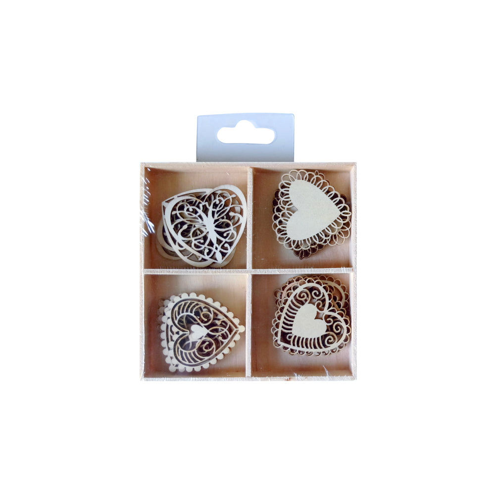 Set de 20 inimi decorative din lemn natur Dacoart de 4 cm, ideale pentru proiecte DIY, felicitări personalizate și decoruri romantice