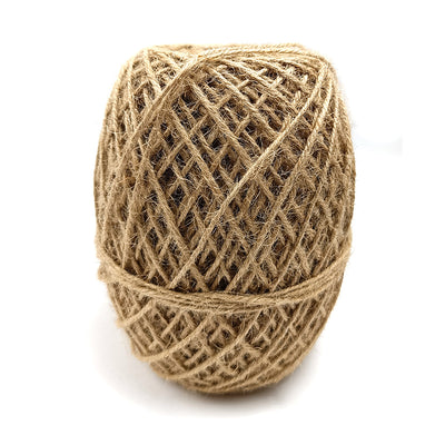 Grămada de sfoară din iută 100% biodegradabilă de 180g, fir de 0.2 mm, ideală pentru uz casnic, industrial și agricol.